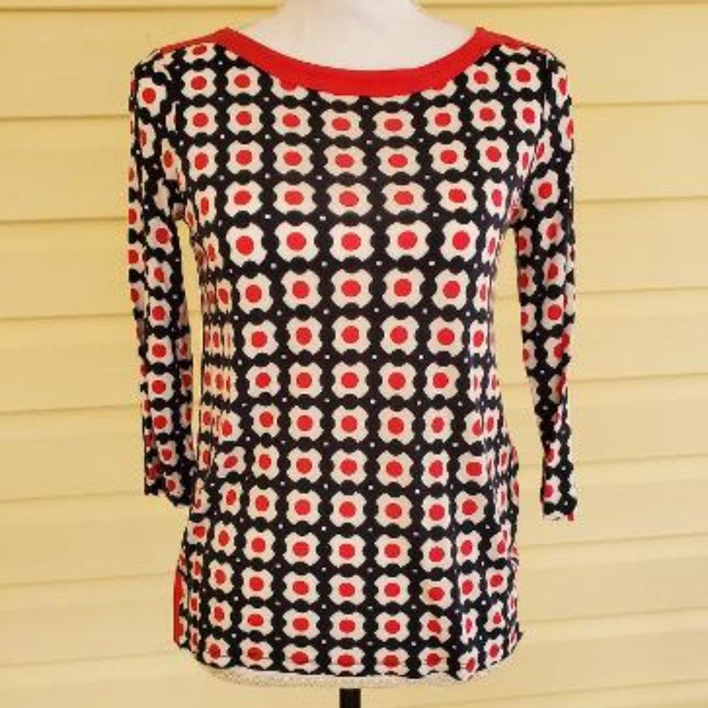 NEW - Red, White and Black Top TABOTS 3/4 Sleeve , Size P
